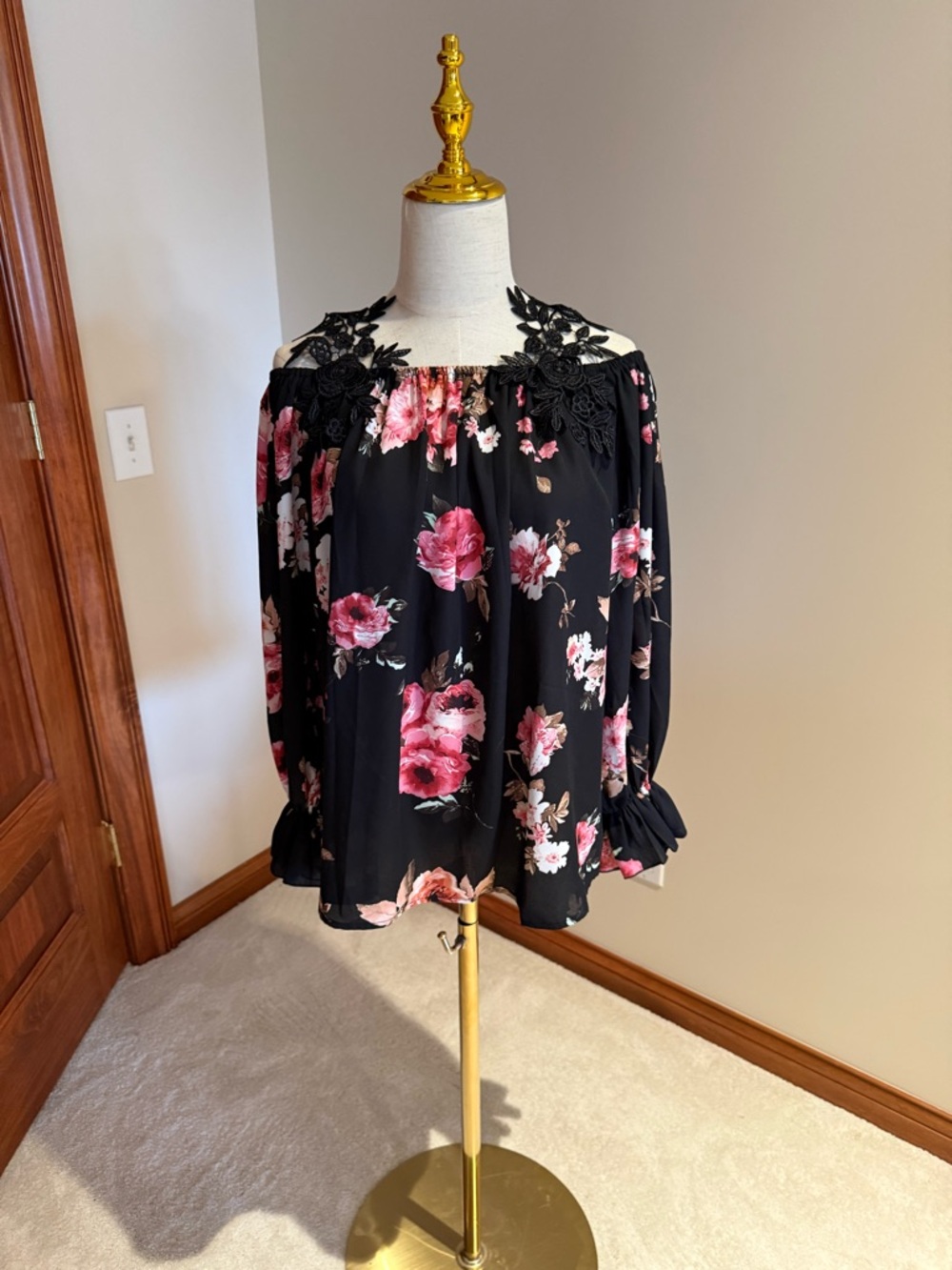 Black Floral Off-Shoulder Blouse with Lace Trim